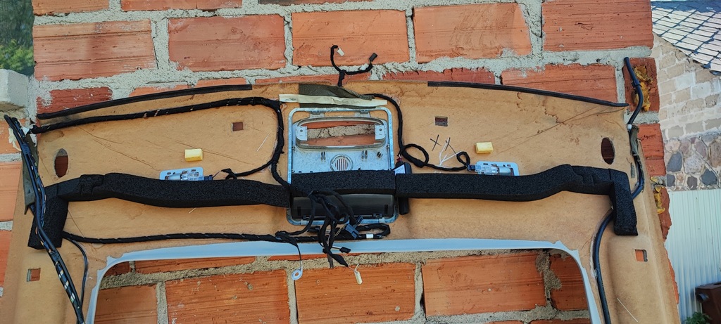 фото №7, Ford kuga mk1 2.0 tdci потолок панорама