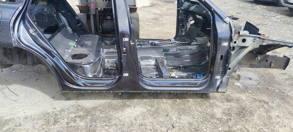 фото №1, Четверть порог bok правая сторона audi q5 8r lz7l