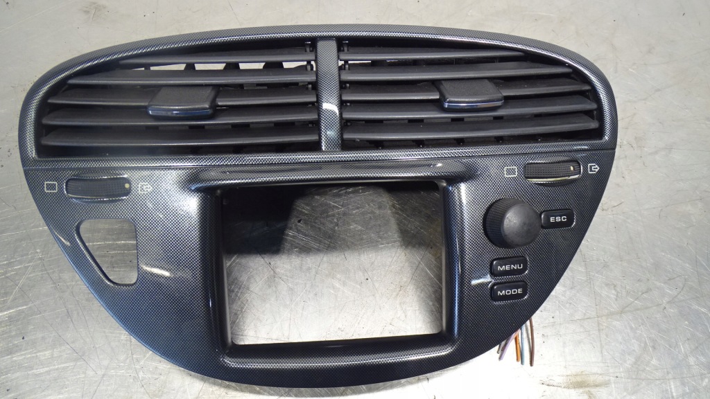 Купить Рамка дисплея peugeot 607 2.2