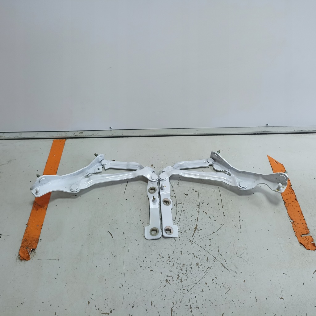 фото №3, Tesla model 3 петля петли левый правый задняя крышки багажника