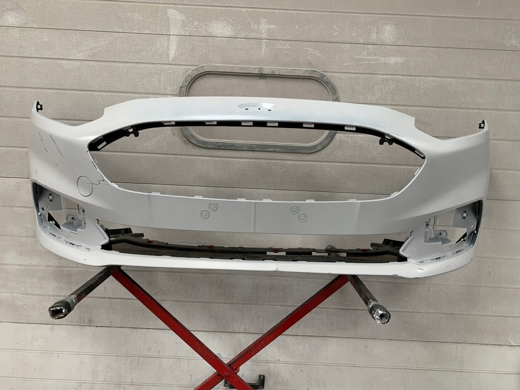 фото №1, Ford fiesta mk8 vignale бампер передній