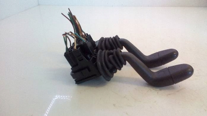 фото №6, Переключатель комбинированный переключатели skoda felicia i 99r.