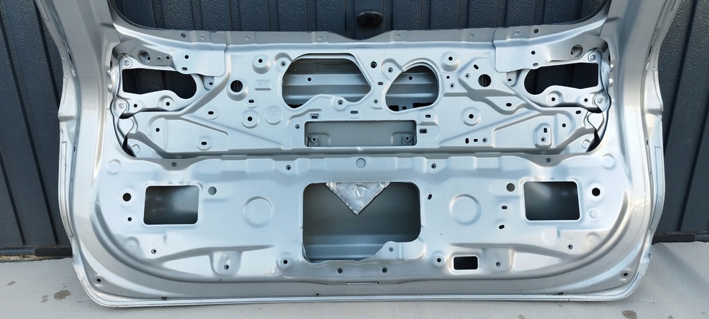 фото №8, Toyota rav4 v 2019 кришка багажника задня задня багажника