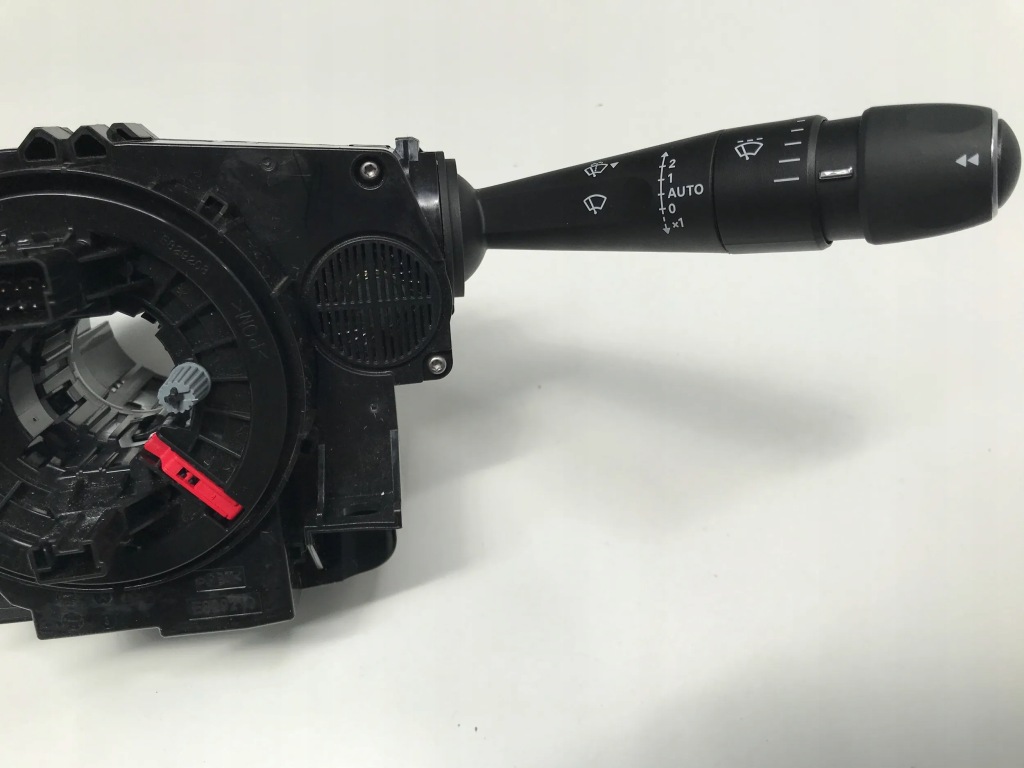 фото №4, Citroen e-c4 c4 iii 2022 переключатель комбинированный 98477398zd