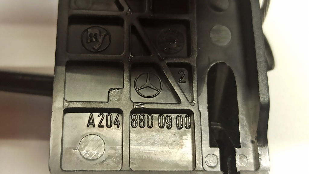 фото №6, Mercedes w205 a2058800059 трос тяга капот