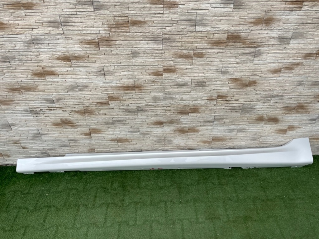 фото №1, Молдинг порог bmw 8 m8 g16 f93 m набор