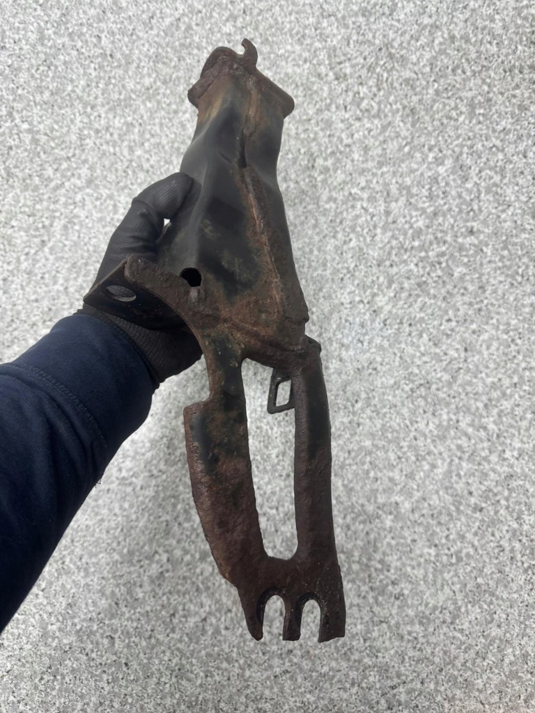 фото №8, Кронштейн зона деформации правая volvo xc60 2008-2013