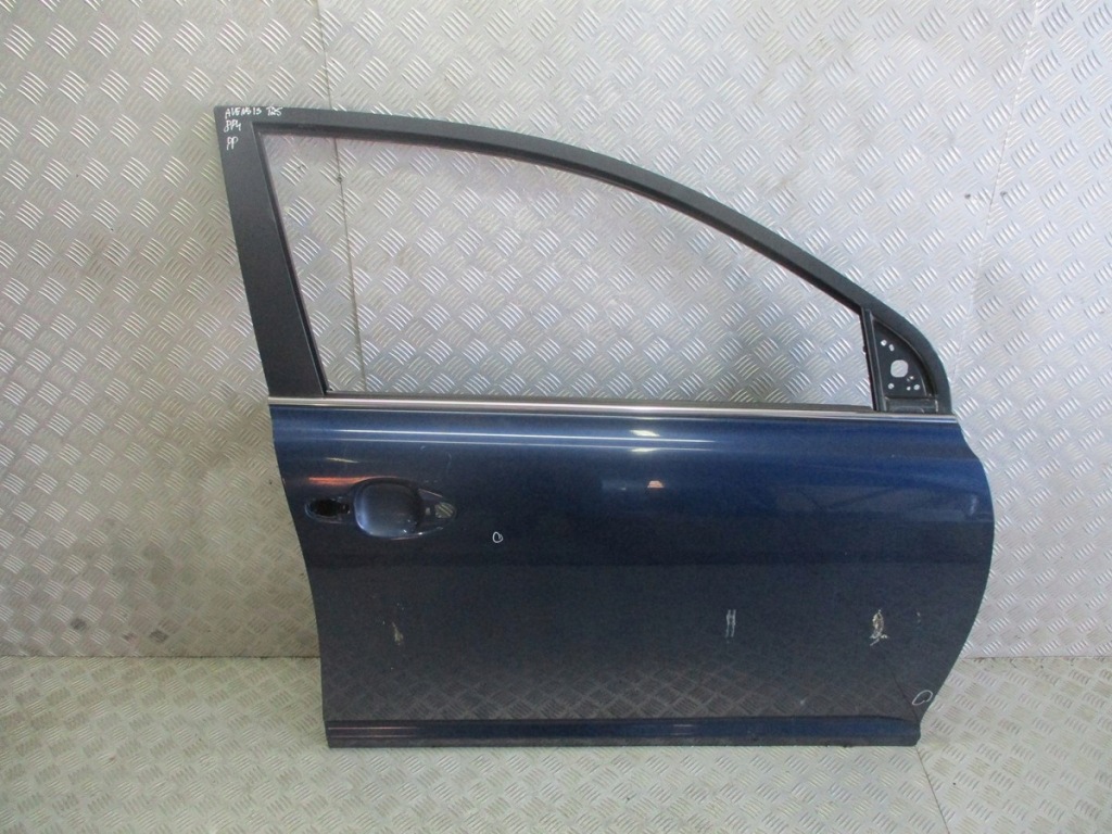 фото №1, Дверь правый перед toyota avensis t25 8p4