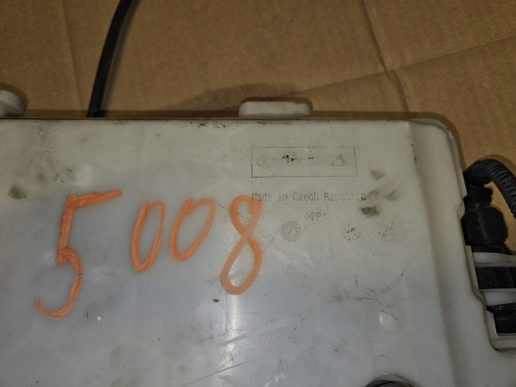 фото №5, Бак омывателя помпа peugeot 5008 ii 3008 ii 9836393280