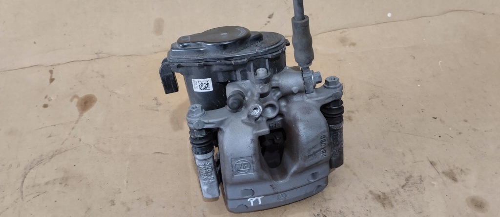 Суппорт тормозной правый задний  mercedes c klasa c300e w206 23r 320x24 w223 в Украине