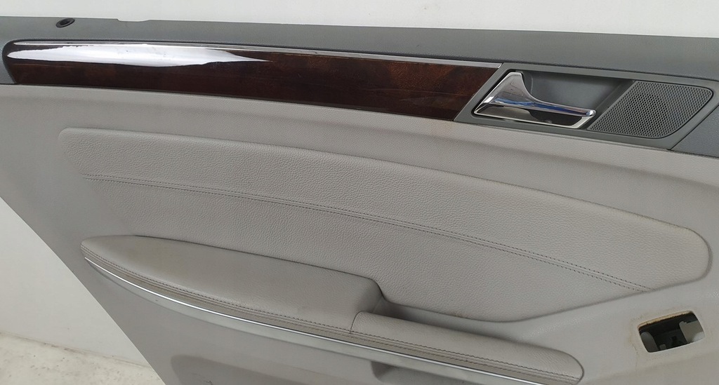 фото №4, Обивка обшивка дверь левый задняя mercedes gl x164