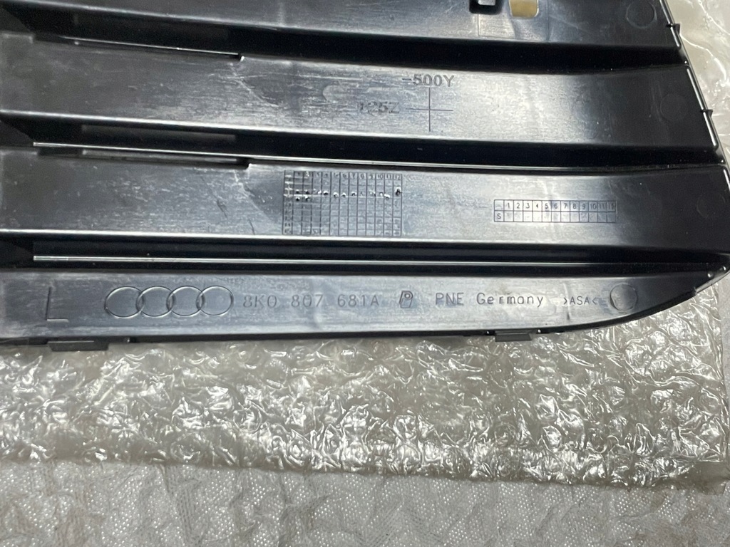 фото №8, Nowa оригинальная решётка бампера audi a4 / s4 b8 левый перед