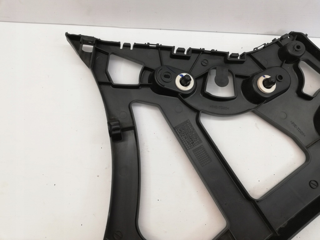 Renault megane iii kombi правий напрямна бампера задня Ціна