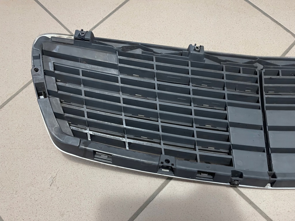 Решётка  решётка решётка радиатора бампера mercedes e klasa w211 a211 Доставка