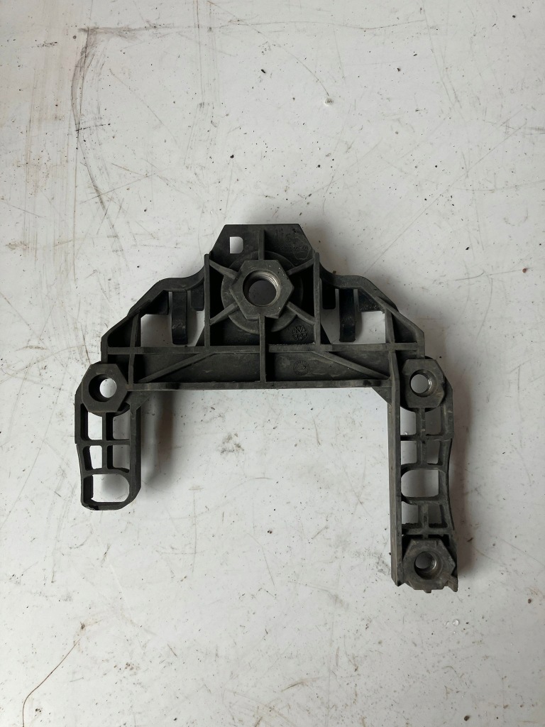 фото №1, Кронштейн балка перед 508 i 9689030280 правый