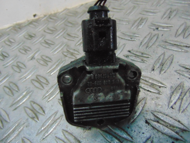 фото №2, Volkswagen passat датчик --- рівня оливи