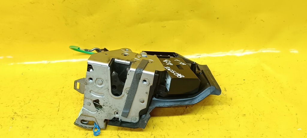 фото №9, Замок дверь правый перед bmw e39 95-00r 8352165