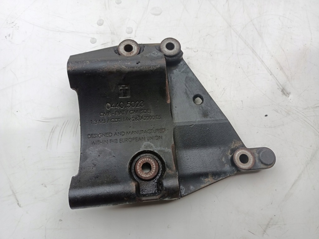 Купити Кронштейн кондиціонера холодильна установка fiat doblo opel combo 1,3