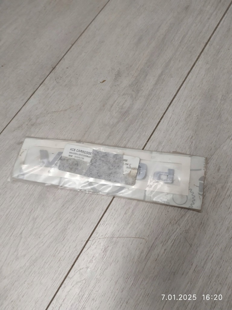 Купить 10773. mercedes v эмблема крышка багажника a4478175400