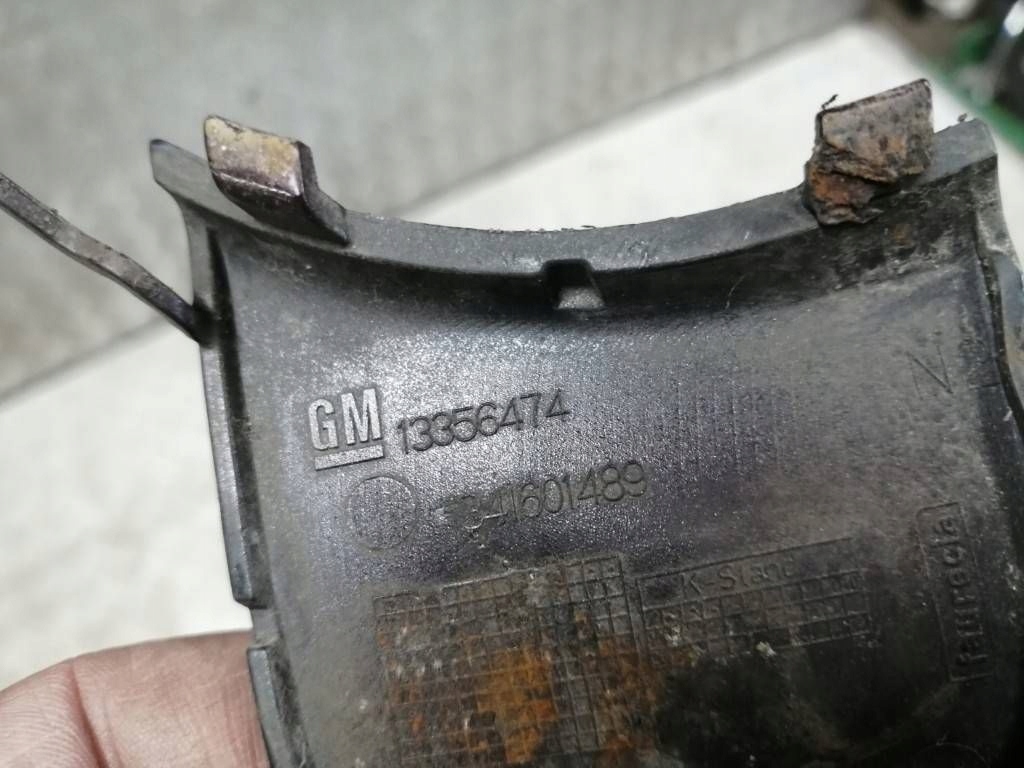 Opel adam заглушка фаркоп задній задня Доставка