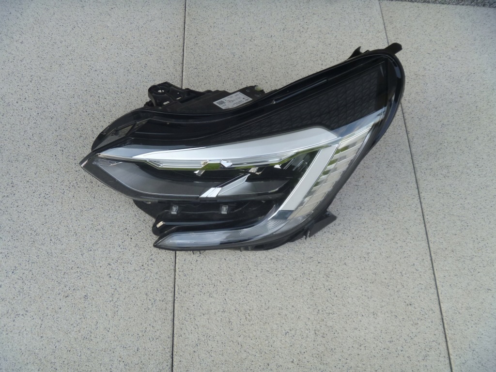 фото №1, Renault captur ii 19- лампа правая передняя full led 260608054r