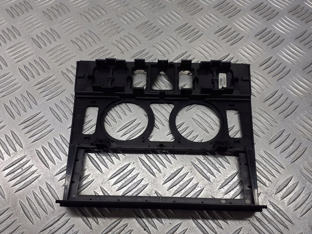 фото №3, Рамка радио mercedes w202 1.8 2106830100