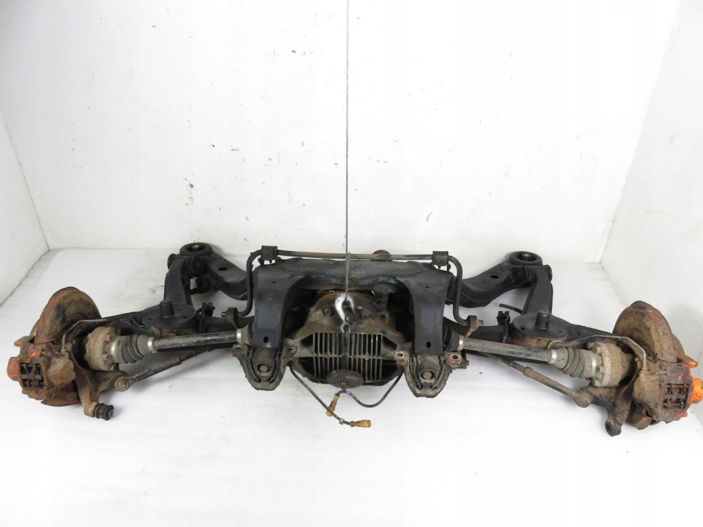 Подрамник задний  opel omega b универсал 2.5 td Доставка