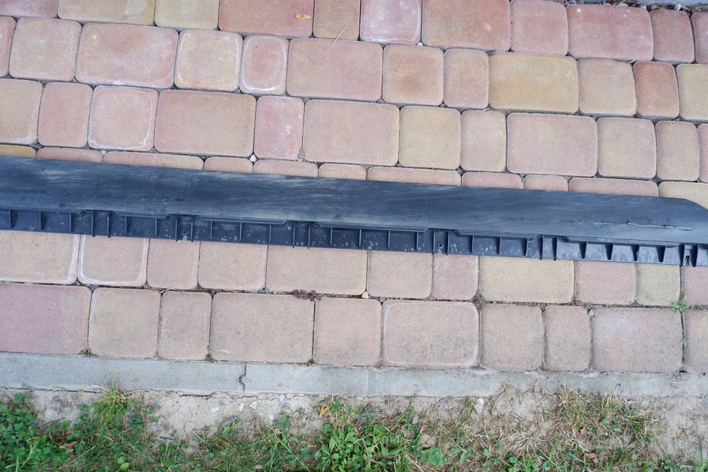 Tesla y молдинг порог правая Цена