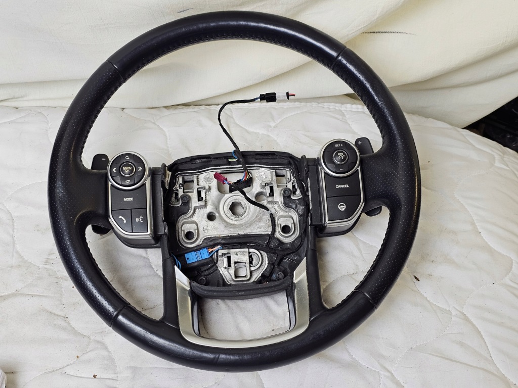 Купити Повітропровід шкіра мультифункція range rover l494 sport dpla-3f563-gd