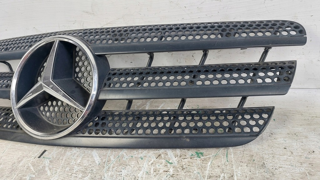 фото №2, Mercedes ml w166 - решётка радиатора решётка радиатора