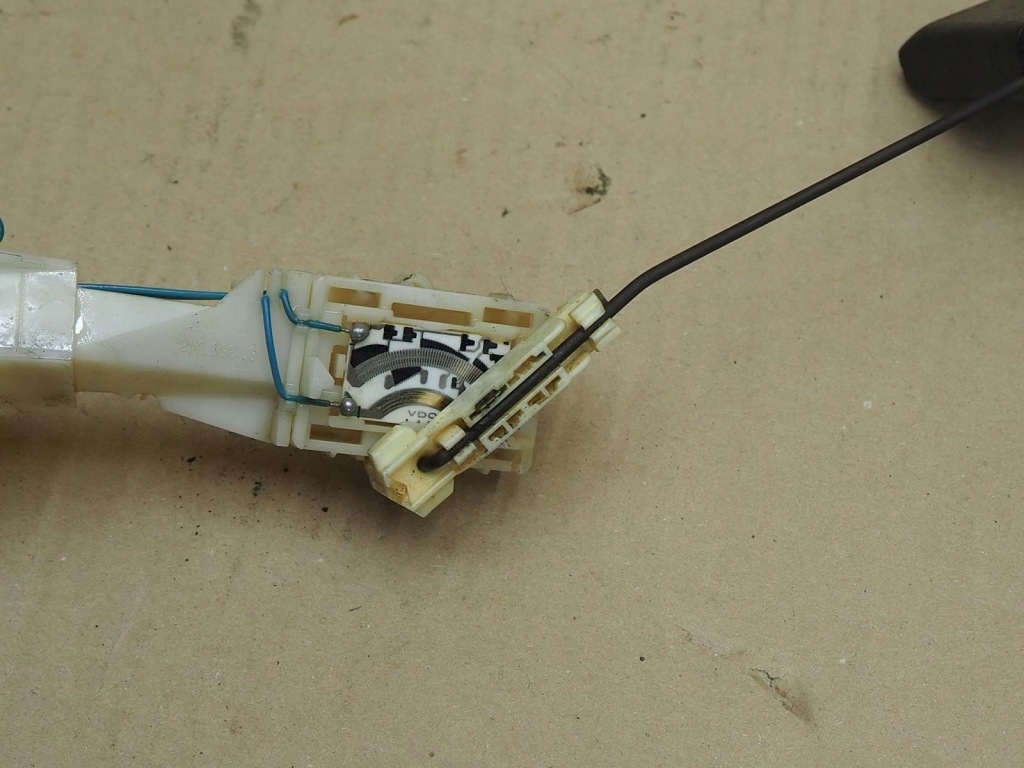 Датчик пального mercedes 210 2,4 2.8 v6 a2105424417 Доставка