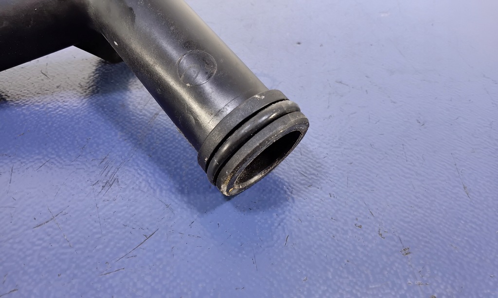 фото №6, Dacia sandero i 1.2 16v труба радиатора 7700111985