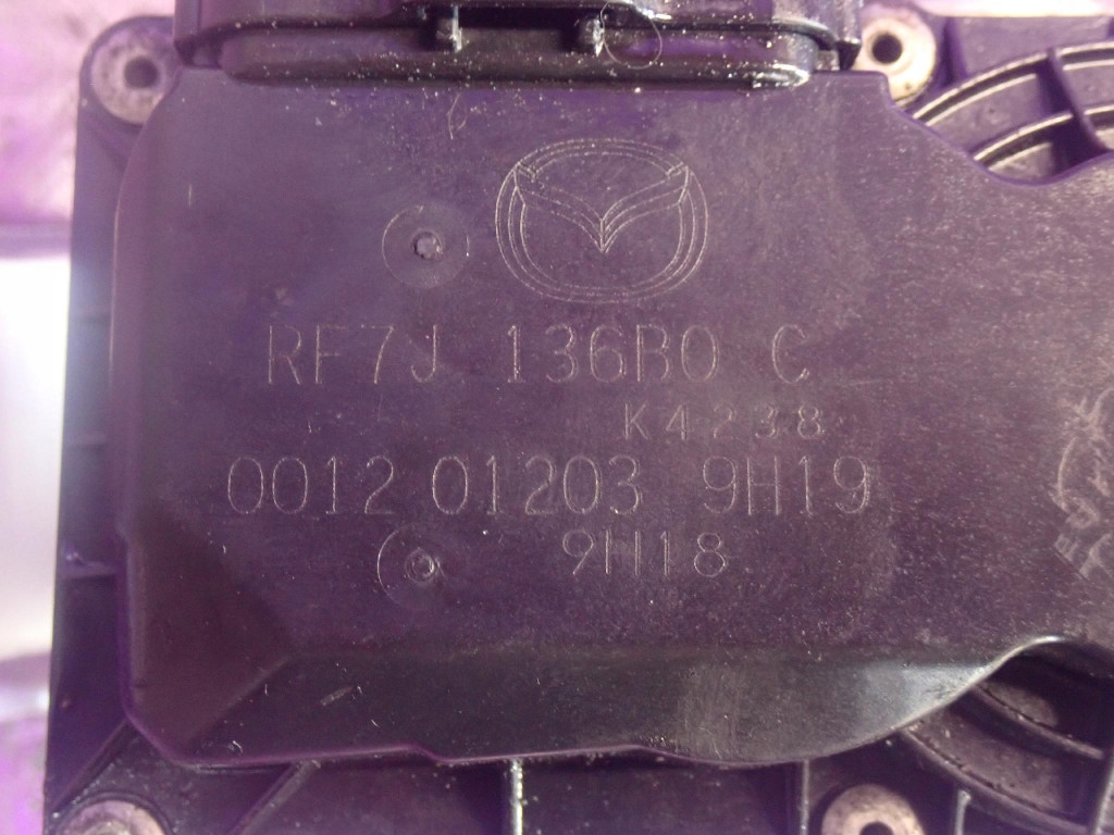 фото №5, Mazda 5 i cr19 07-10 lift 2.0 citd дросельна заслінка rf7j136b0c 6 pin