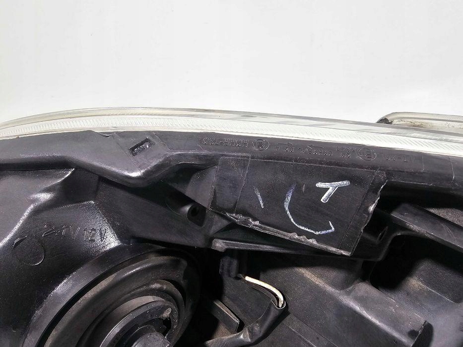 фото №14, Toyota prius iii 2009-15r. лампы перед передние левая + правая europa