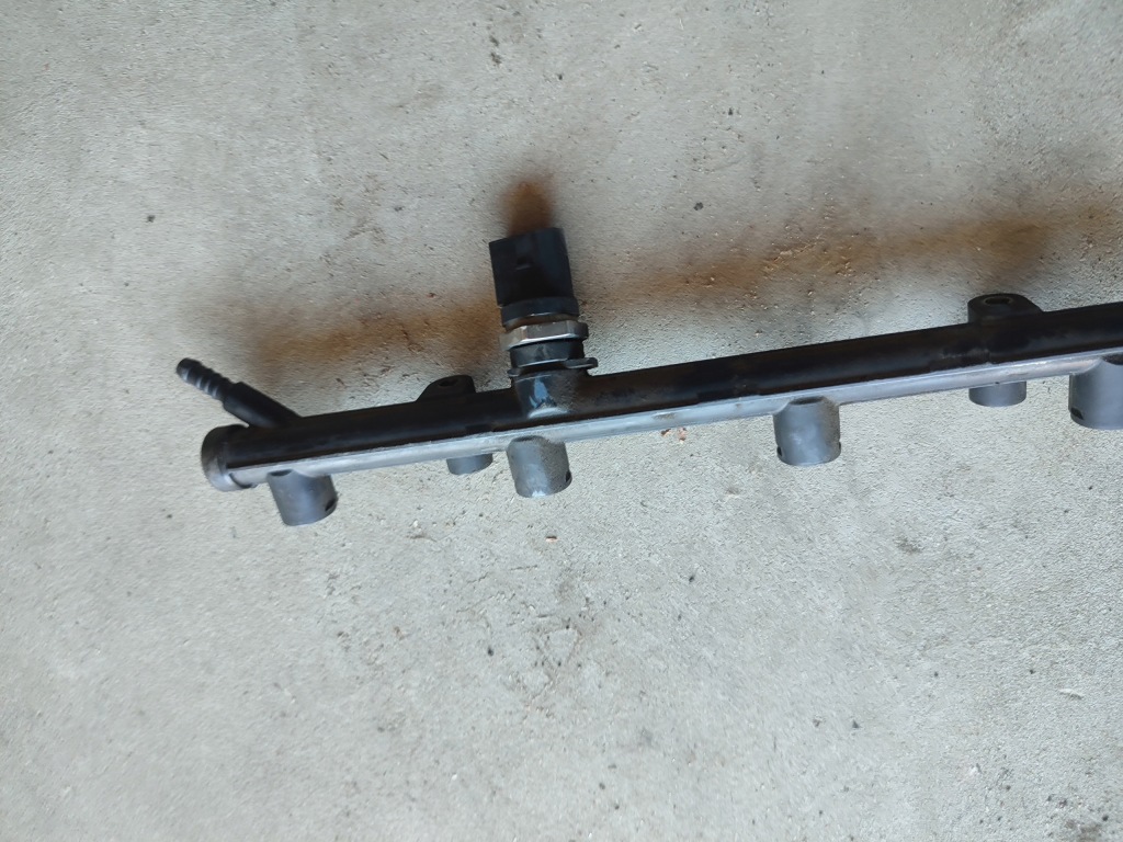 фото №1, Молдинг пального датчик audi vw 06h906051f