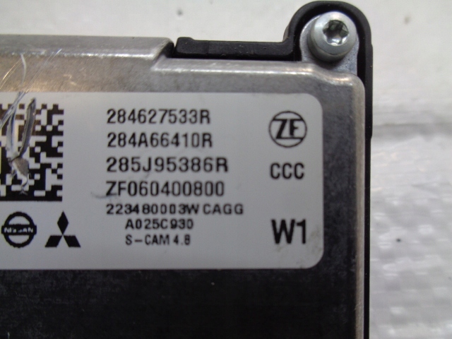 Renault nissan mitsubishi камера асистент поперечина 284627533r Зі Шроту