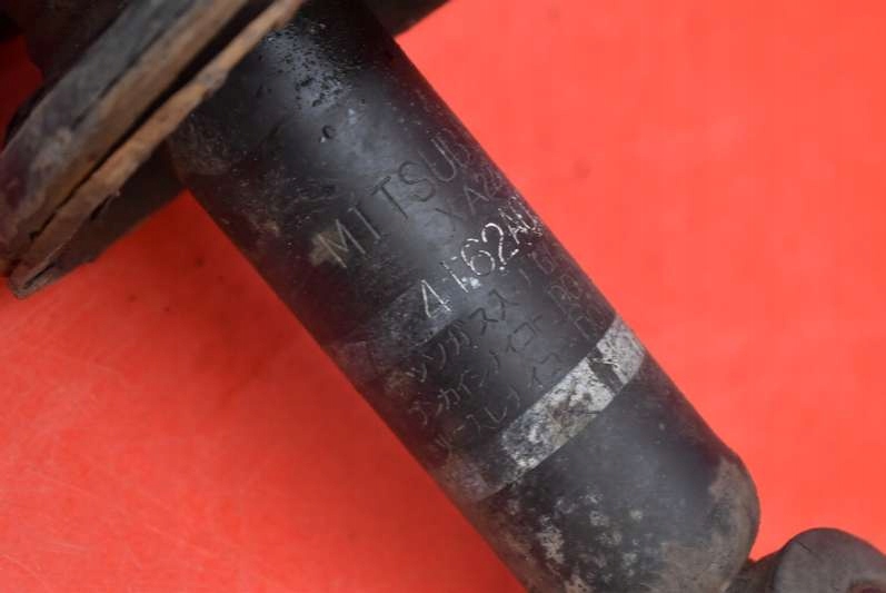 фото №9, Амортизатор левый задняя mitsubishi lancer 8 1.5 sedan