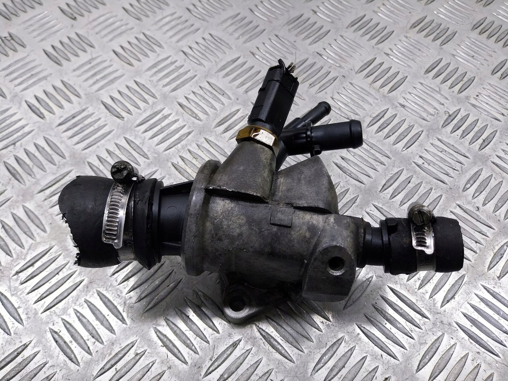фото №1, Корпус термостата alfa romeo 166 2.4 jtd
