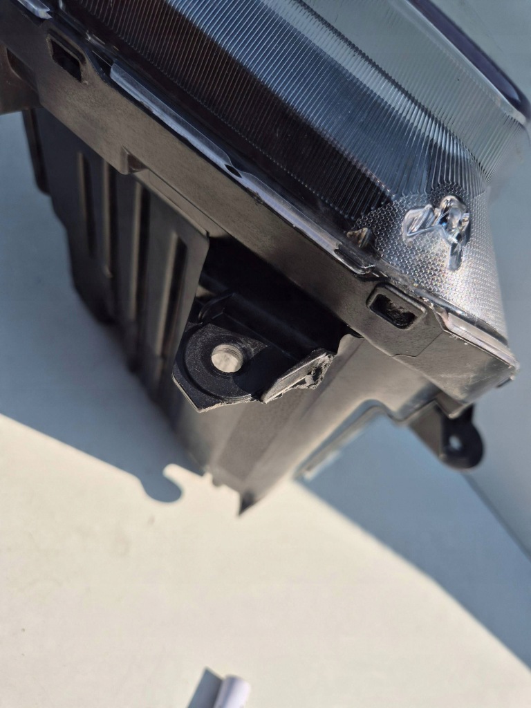 Hyundai tucson iv фара перед правая full led n792162120 с Разборки