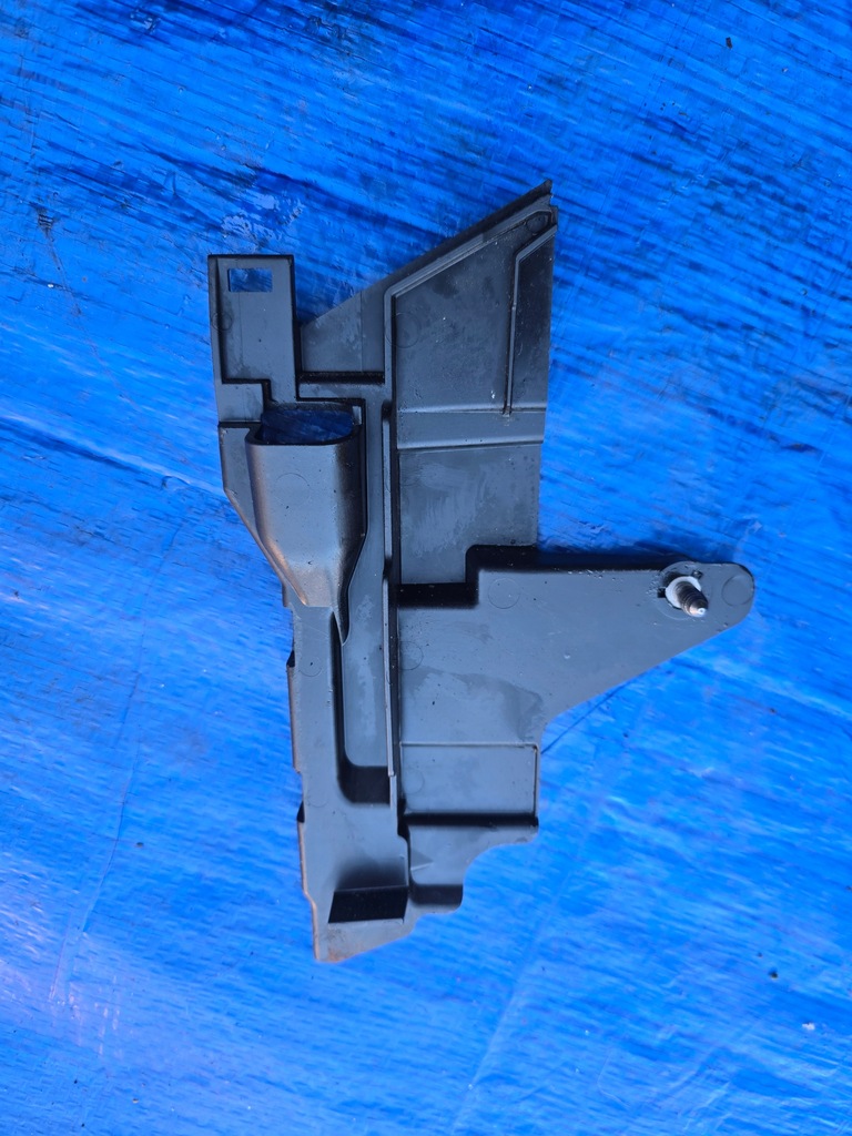 фото №1, Защита корпус распределительного вала vw passat b8 2.0 tdi 04l109145a