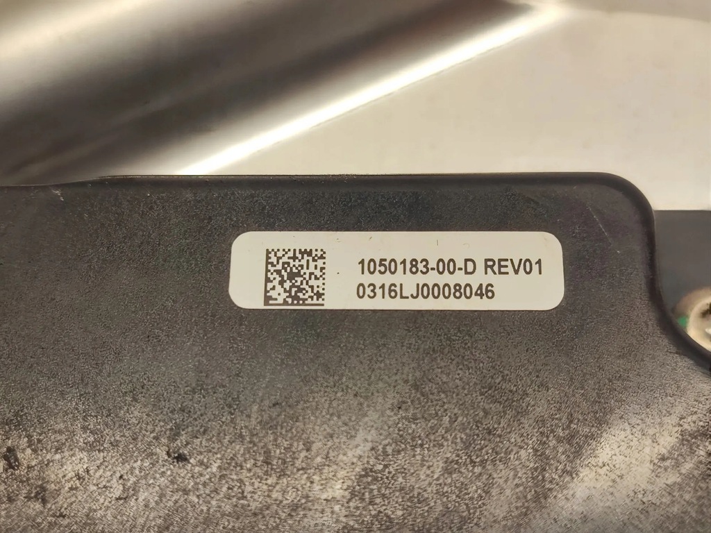 фото №12, Модуль передних правых дверь tesla model x 105018300d electric 385kw 2017