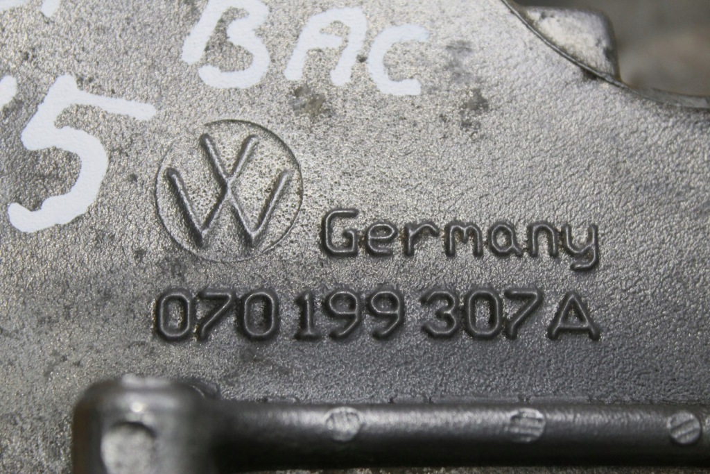 фото №8, Кронштейн двигателя touareg 2.5 tdi 070199307a