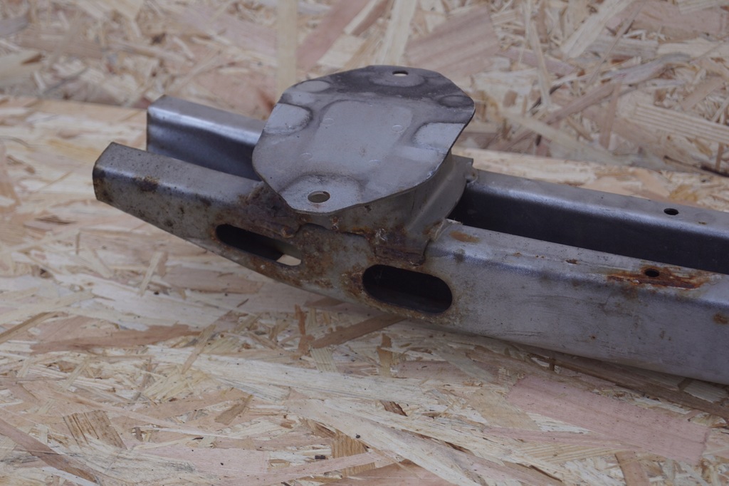 фото №13, Балка бампера задня toyota corolla verso ii