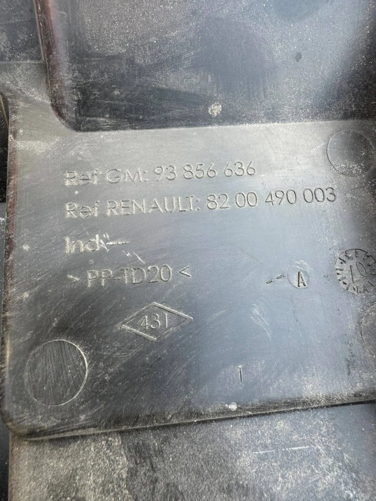 фото №3, Кришка коробка запобіжників renault trafic 8200490003