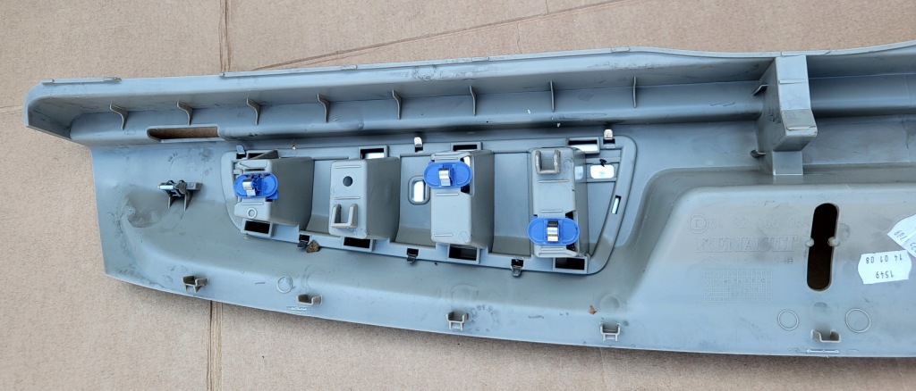 фото №9, Защита заднего поперечина порог багажника renault laguna iii kombi оригинальный номер 849200006r