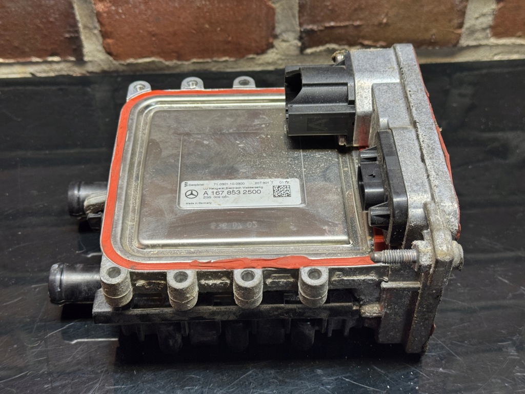 Купити Mercedes w167 нагрівач рідина a1678532500