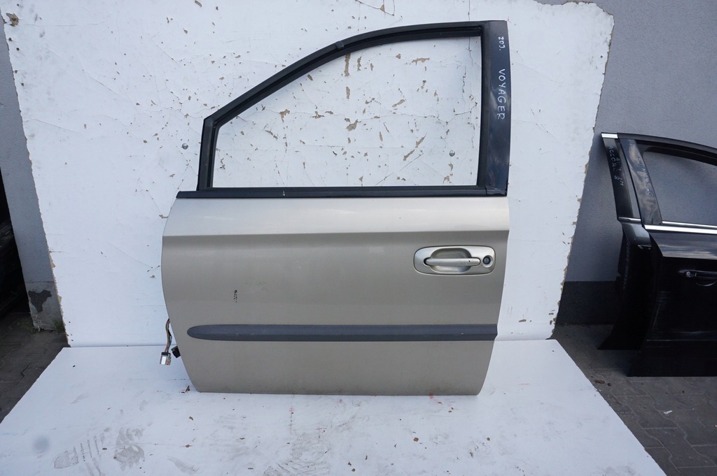 фото №1, Дверь левый перед chrysler voyager 4 iv
