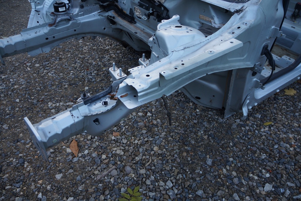 фото №1, Volvo xc60 i лонжерон лівий перед ліва передня зона деформації