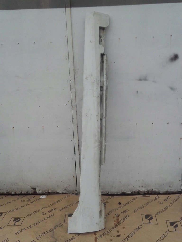 фото №1, Молдинг порог правая volvo v40 ii 12r+