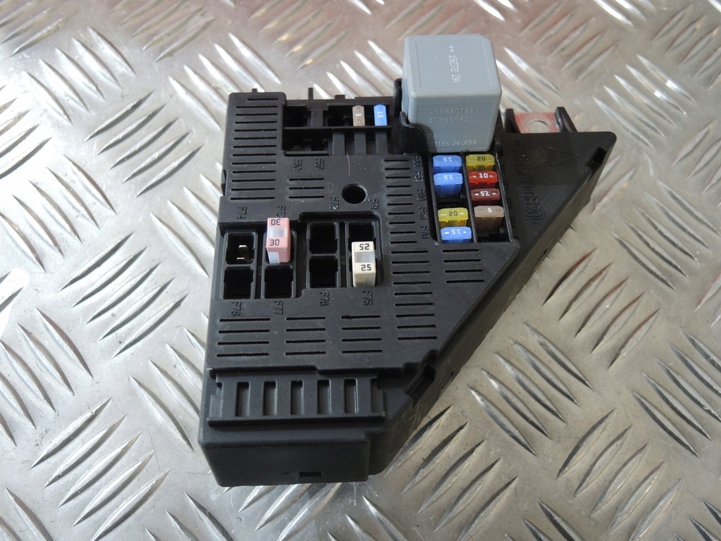 фото №1, Коробка запобіжників volvo xc60 ii t8 31433351